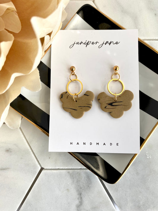 Wild Child | Swirled Scalloped Dangle Earrings