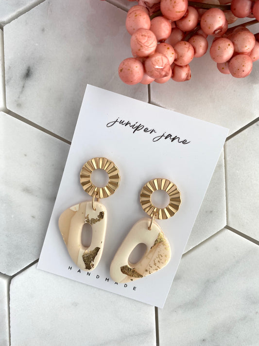 Luxe Deluxe | Vanilla Swirl Drop Earrings