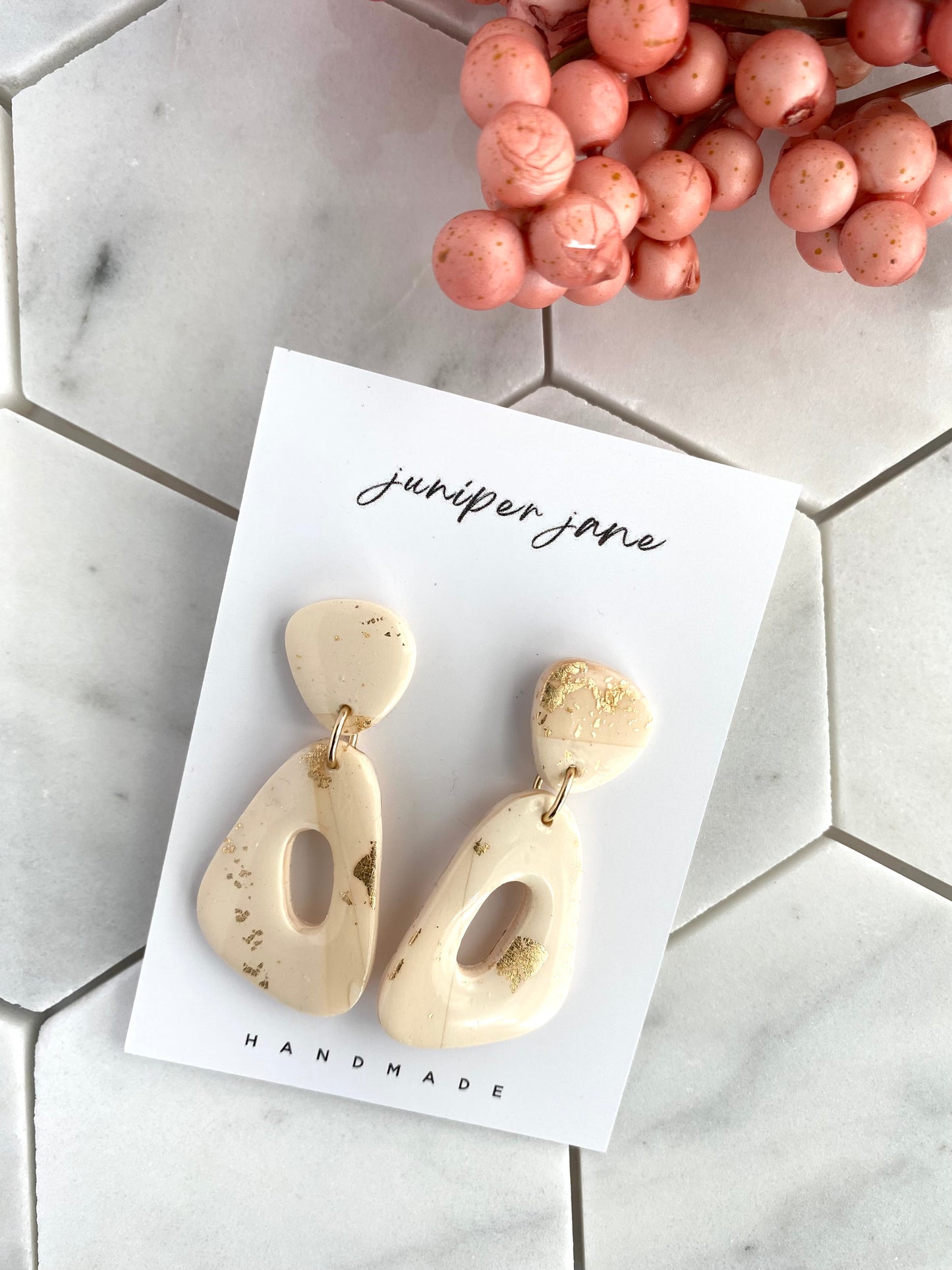 Luxe Deluxe | Vanilla Swirl Drop Earrings